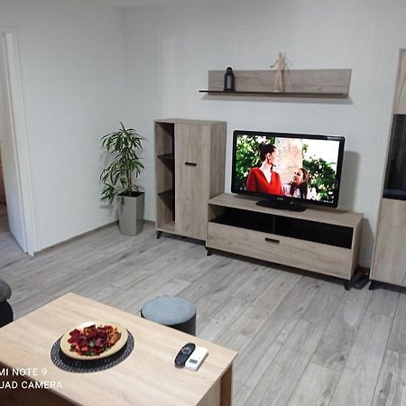 7 Days Premium Apartment 2 スボティツァ エクステリア 写真