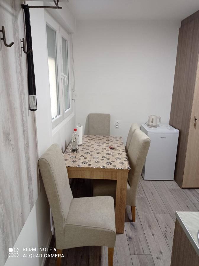 7 Days Premium Apartment 2 スボティツァ エクステリア 写真